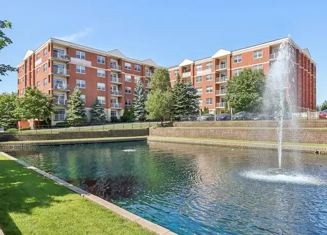 Property at 2 Itasca Rd, Itasca, IL, 60143, 1 bed, 2 baths, [object Object]