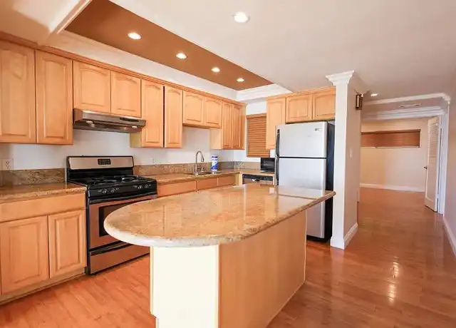 Property at Laguna Pacifica - 100 Cliff Dr, Laguna Beach, CA, 92651, 1-2 bed, 1.5 baths, [object Object]