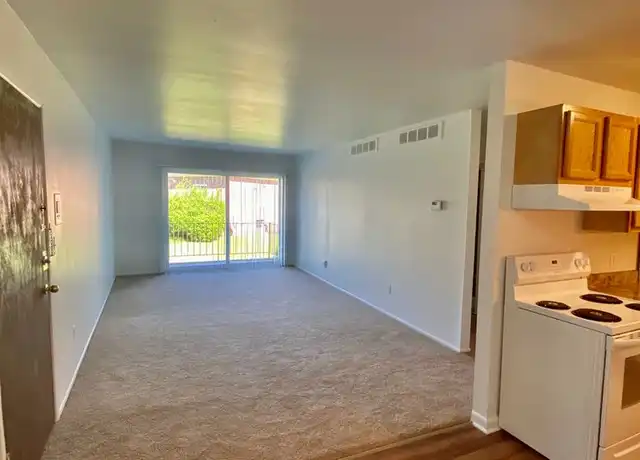 Property at 2756 Golfside Rd Unit 304, Ann Arbor, MI, 48108, 1 bed, 1 bath, [object Object]
