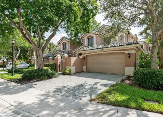 Property at 2604 Center Court Dr Unit 4-27, Weston, FL, 33332, 4 beds, 3 baths, [object Object]