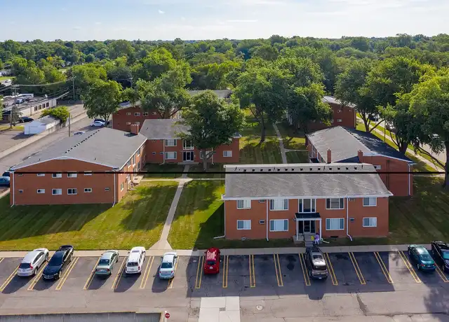 Property at Livonia Apartments - 29200 Dardanella St, Livonia, MI, 48152, 1-2 bed, 1 bath, [object Object]