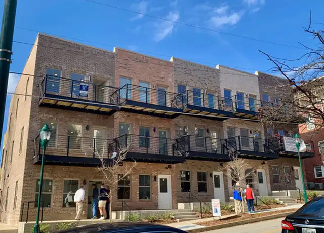 Property at 811 Douglas St Apt 307, Chattanooga, TN, 37403, 1 bed, 1 bath, [object Object]