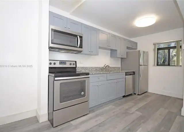 Property at 301 Gardens Dr #102, Pompano Beach, FL, 33069, 1 bed, 1 bath, [object Object]