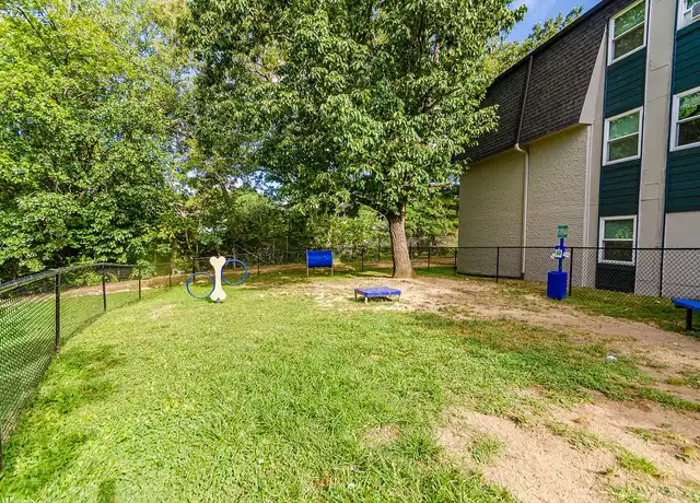 Property at Summit East Ridge - 3725 Fountain Ave, Chattanooga, TN, 37412, 2-3 beds, 1-2 bath, [object Object]