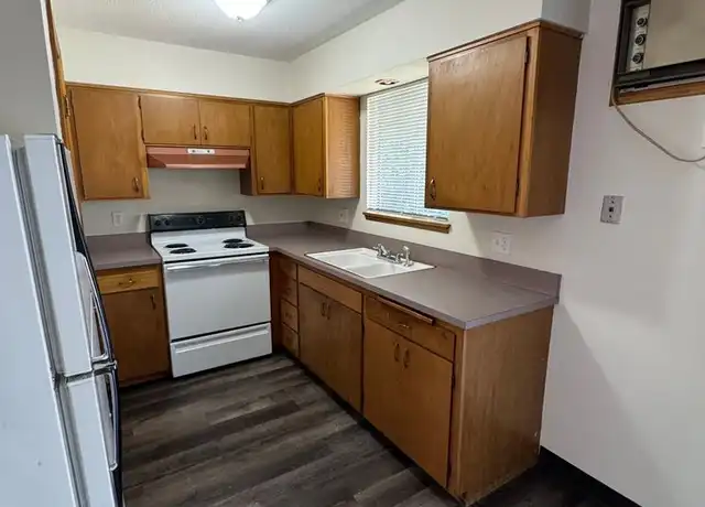 Property at 11 Hall Ave Unit 11, Yakima, WA, 98902, 1 bed, 1 bath, [object Object]