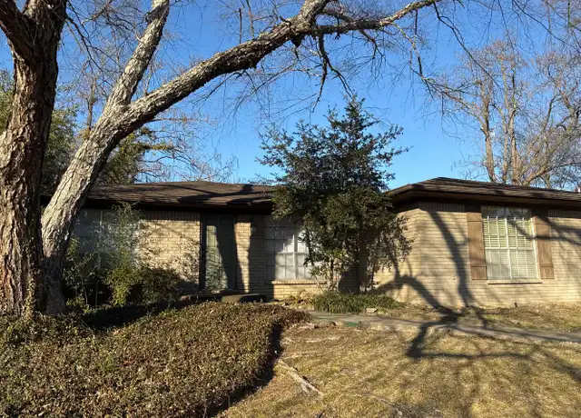 Property at 3801 Wicklow Dr Unit 3801, Fort Smith, AR, 72903, 2 beds, 2 baths, [object Object]