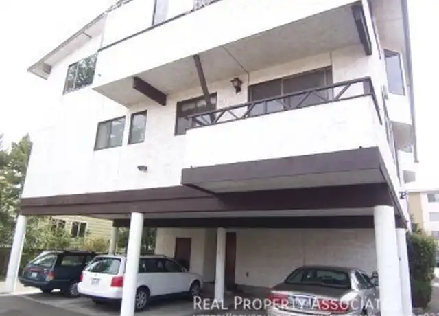 Property at 527 Forsyth Ln Unit 2, Edmonds, WA, 98020, 1 bed, 1 bath, [object Object]