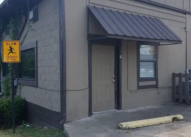 Property at 200 E Downing St Unit F, Tahlequah, OK, 74464, 0 beds, 1 bath, [object Object]