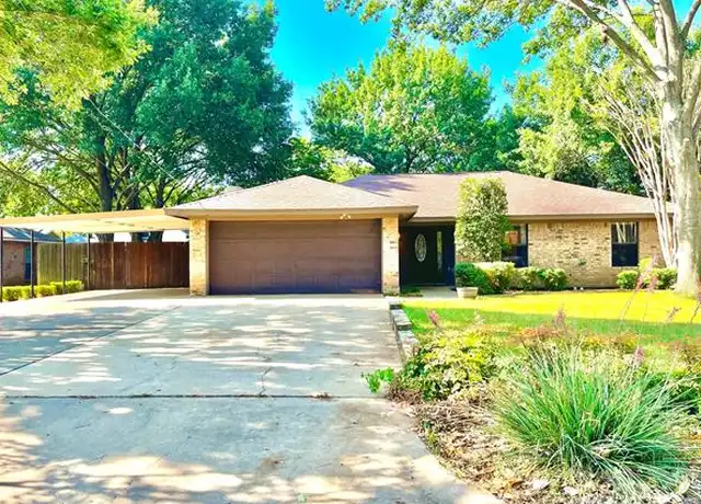 Property at 1328 Kings Row, Denton, TX, 76209, 4 beds, 2 baths, [object Object]