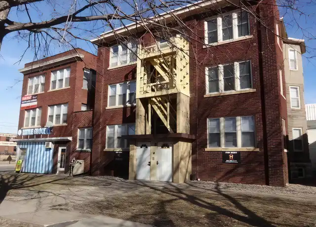 Property at 474 Herschel St Unit 1, St Paul, MN, 55104, 1 bed, 1 bath, [object Object]