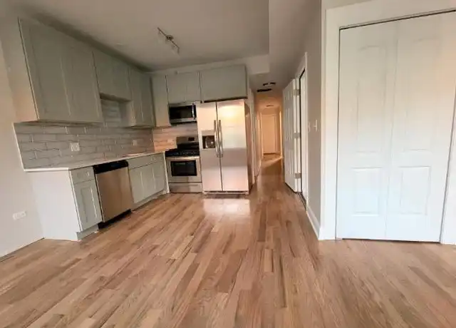 Property at 2944 N Rockwell St, Chicago, IL, 60618, 2 beds, 1 bath, [object Object]