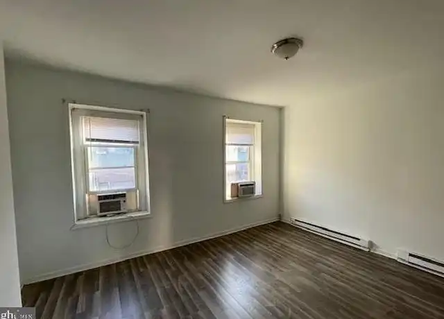 Property at 2952 Kensington Ave Unit 2, Philadelphia, PA, 19134, 2 beds, 1 bath, [object Object]