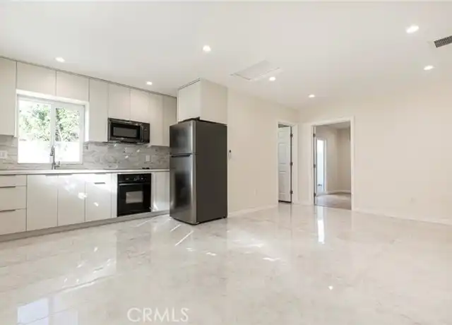 Property at 7209 Dos Rios Dr, Tujunga, CA, 91042, 1 bed, 1 bath, [object Object]