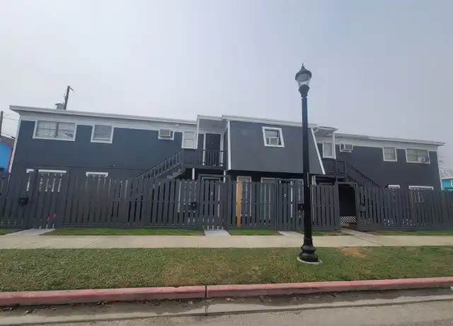Property at 2801 Avenue M Unit 3, Galveston, TX, 77550, 3 beds, 1 bath, [object Object]
