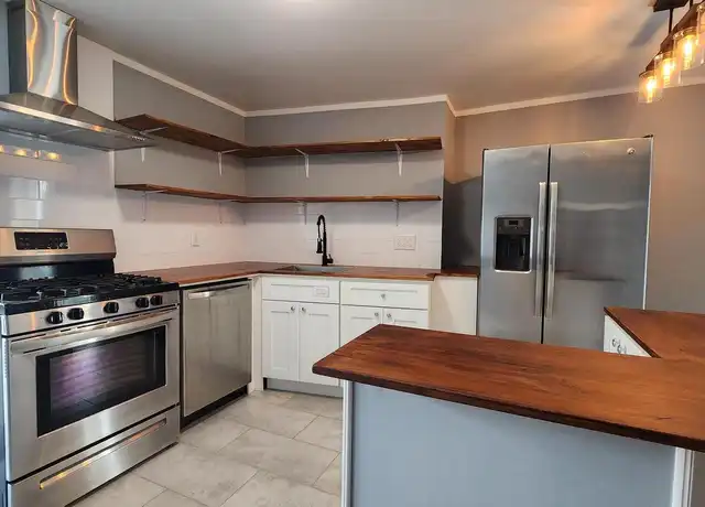 Property at 1539 E Moyamensing Ave Unit 3, Philadelphia, PA, 19147, 2 beds, 1 bath, [object Object]