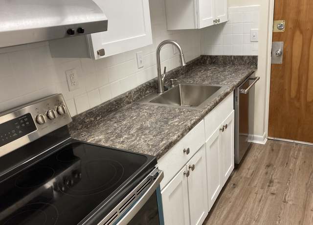 Photo of 28 Faxon St #4, Stoughton, MA 02072