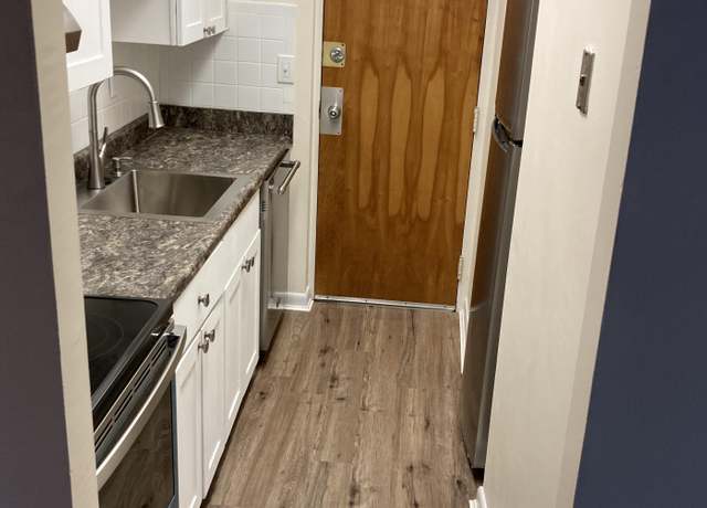 Photo of 28 Faxon St #4, Stoughton, MA 02072