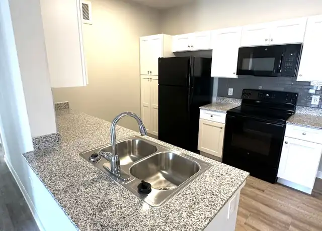 Property at 1051 N Farm to Market 1660 Unit 604, Hutto, TX, 78634, 1 bed, 1 bath, [object Object]