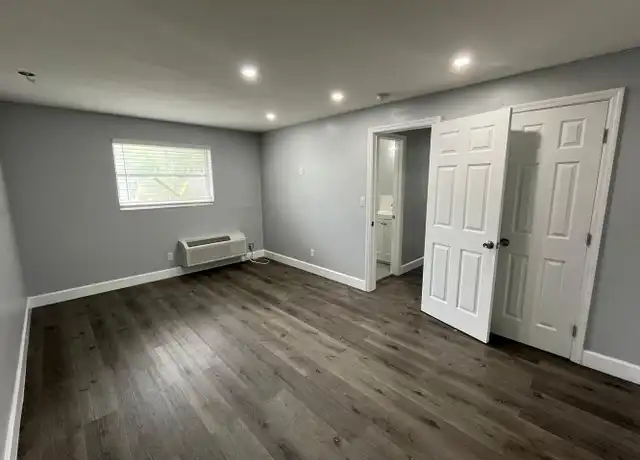 Property at 917 NE 22nd Dr Unit -921, Wilton Manors, FL, 33305, 1 bed, 1 bath, [object Object]