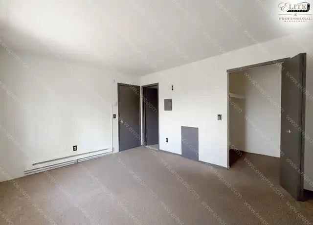 Property at 15411 W Chicago, Detroit, MI, 48228, 1 bed, 1 bath, [object Object]
