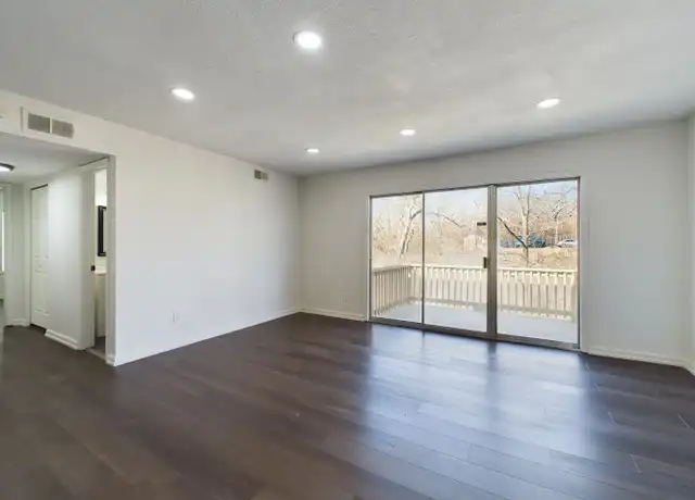 Property at 8600 Countryshire Ln #1, Kansas City, MO, 64138, 3 beds, 2 baths, [object Object]