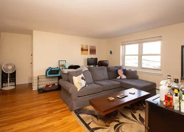 Property at 95 Chestnut St Unit 4, Cambridge, MA, 02139, 1 bed, 1 bath, [object Object]
