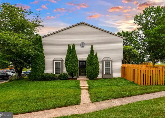 Property at 6125 Trident Ln, Woodbridge, VA, 22193, 3 beds, 2.5 baths, [object Object]