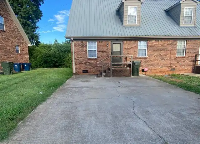 Property at 714 Dixie St, Lexington, NC, 27292, 3 beds, 2 baths, [object Object]