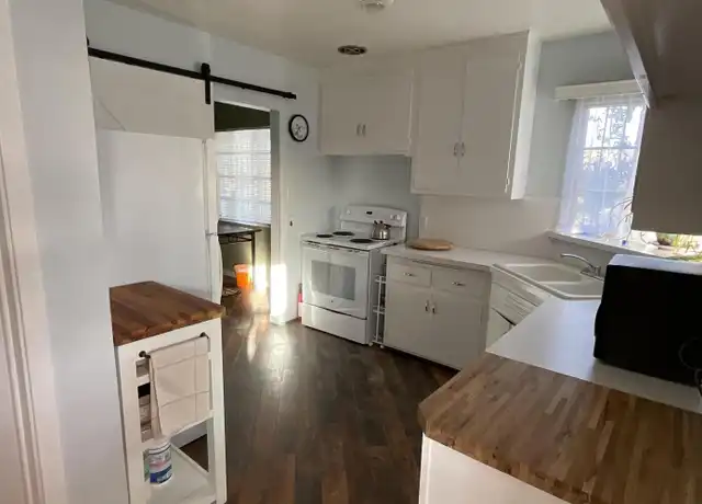 Property at 5018 E Eastland St, Tucson, AZ, 85711, 1 bed, 1 bath, [object Object]