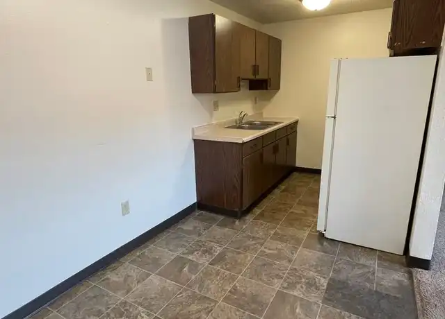 Property at 2601 14th St S Unit 02, Fargo, ND, 58103, 2 beds, 1 bath, [object Object]