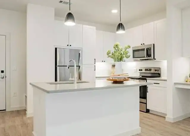 Property at 501 S Ewing Ave Unit 208, Dallas, TX, 75203, 1 bed, 1 bath, [object Object]