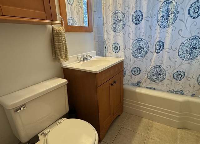 Photo of 7219 Lyons St, Morton Grove, IL 60053