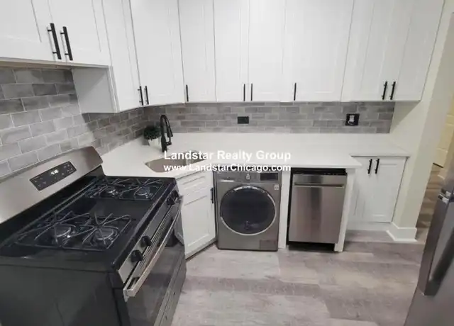 Property at 3701 N Hoyne Ave, Chicago, IL, 60618, 1 bed, 1 bath, [object Object]