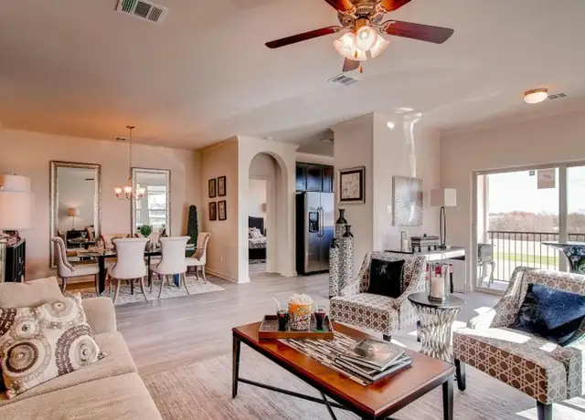 Photo of 1020 Muirfield Bend Dr, Hutto, TX 78634
