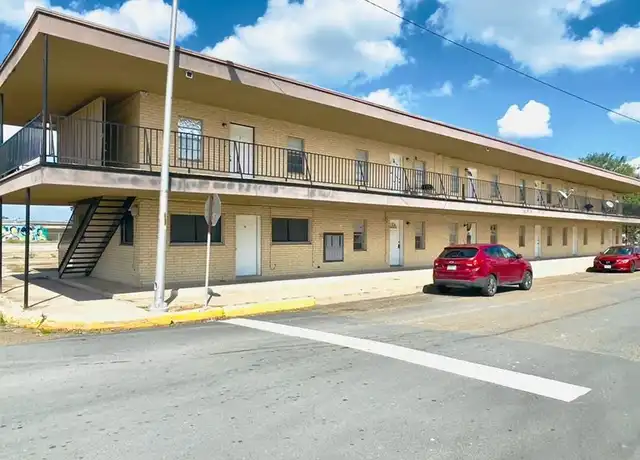 Property at 1002 Miller Ave Unit 10, Donna, TX, 78537, 1 bed, 1 bath, [object Object]