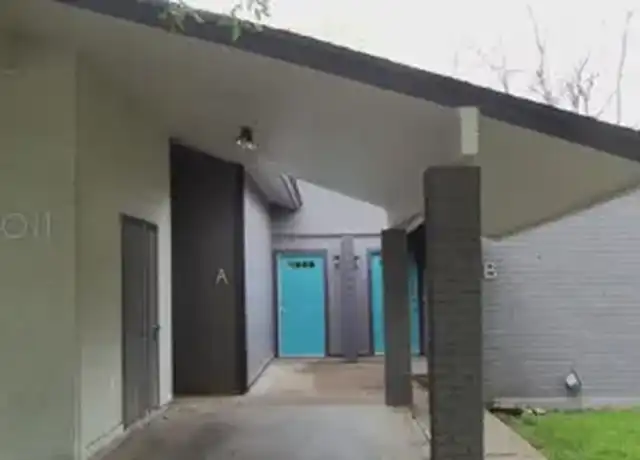 Property at 2011 Iroquois Ln, Austin, TX, 78741, 2 beds, 1 bath, [object Object]