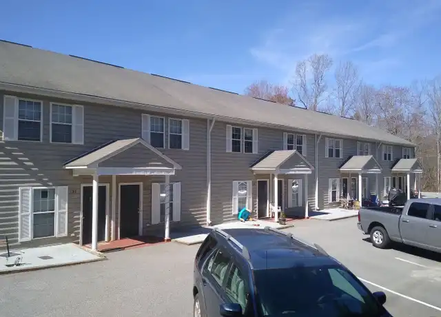 Property at 318 N Key St Unit 136, Pilot Mountain, NC, 27041, 3 beds, 2 baths, [object Object]