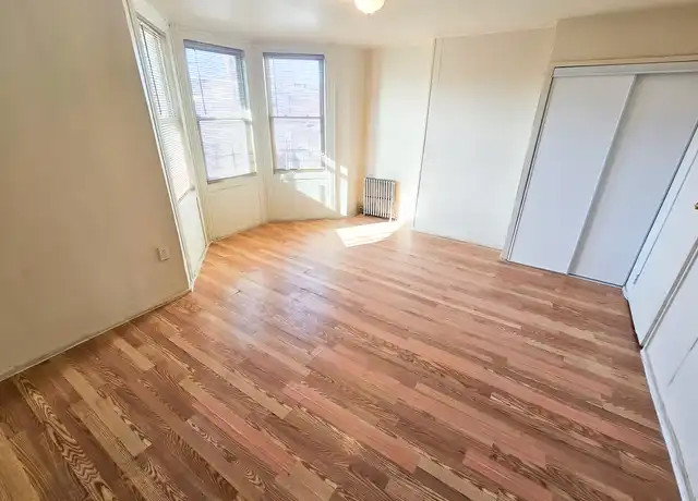 Property at 48 1/2 Doctor Martin Luther King Junior Blvd Unit 3, Newark, NJ, 07104, 3 beds, 1 bath, [object Object]