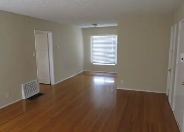 Property at 1133 Spazier Ave #2, Glendale, CA, 91201, 2 beds, 1 bath, [object Object]