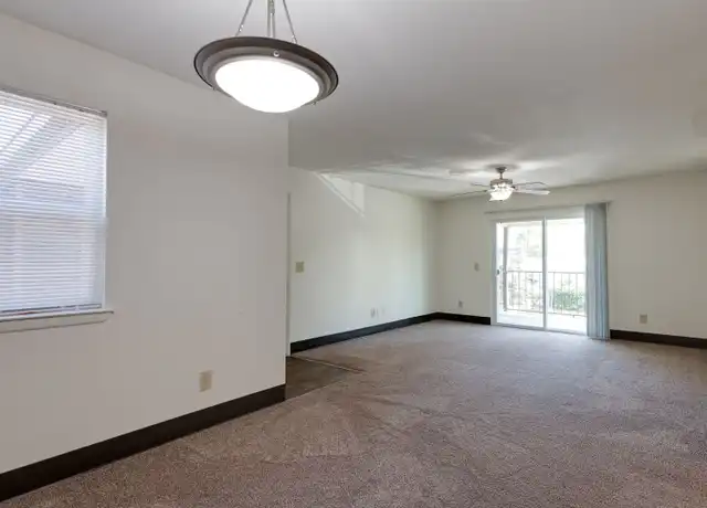 Property at 106 Castle Dr, Dothan, AL, 36303, 2 beds, 1 bath, [object Object]