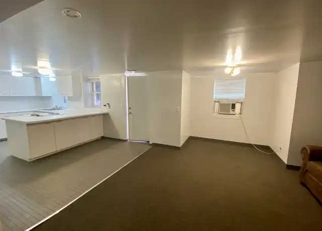 Property at 249 Douglas St Unit 4, Salt Lake City, UT, 84102, 2 beds, 1 bath, [object Object]