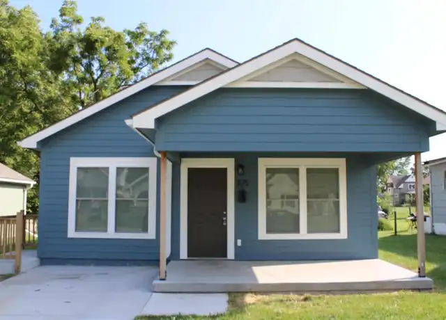 Property at 305 E Short Ave, Independence, MO, 64050, 3 beds, 2 baths, [object Object]