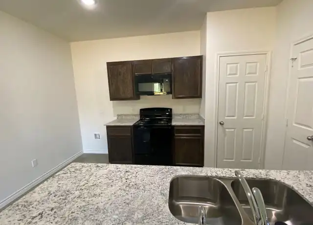 Property at 2302 Zanoletti Ct Unit A-MAKE READY, Temple, TX, 76504, 3 beds, 2 baths, [object Object]