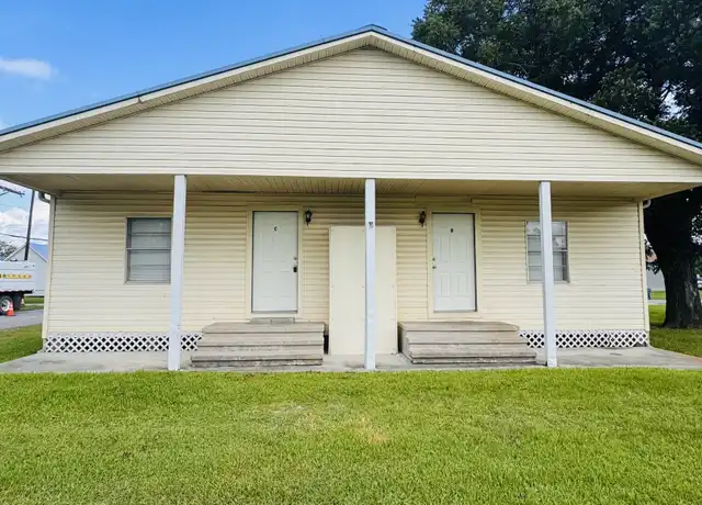 Property at 1925 Crockett St Unit C, Beaumont, TX, 77701, 2 beds, 1 bath, [object Object]