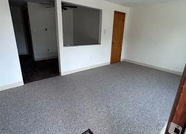 Property at 20 E Gay St Apt 4, Red Lion, PA, 17356, 1 bed, 1 bath, [object Object]