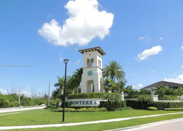 Property at 9336 W 34th Ct, Hialeah, FL, 33018, 4 beds, 2.5 baths, [object Object]