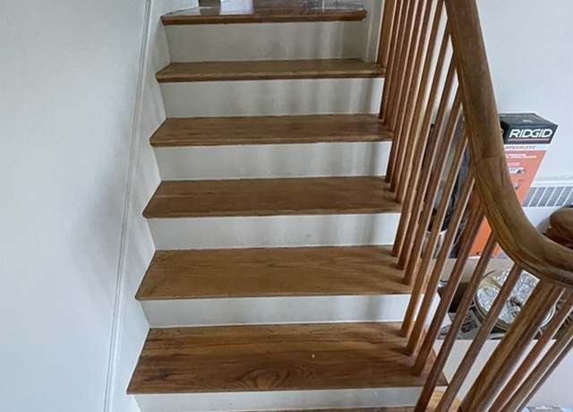 Photo of 110 Country Ln Unit 110, Westwood, MA 02090