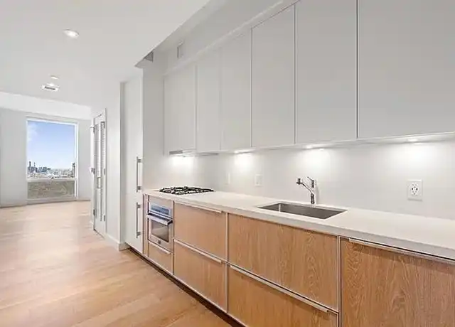 Property at 19 Dutch St Unit 40C, New York, NY, 10038, 0 beds, 1 bath, [object Object]