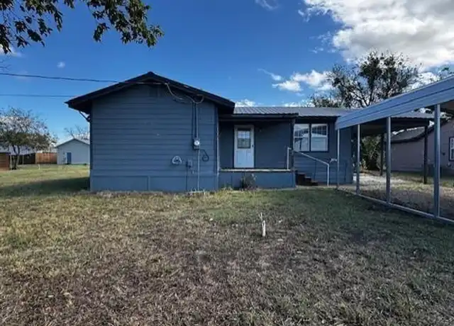 Property at 304 N Oak St, Leonard, TX, 75452, 2 beds, 2 baths, [object Object]