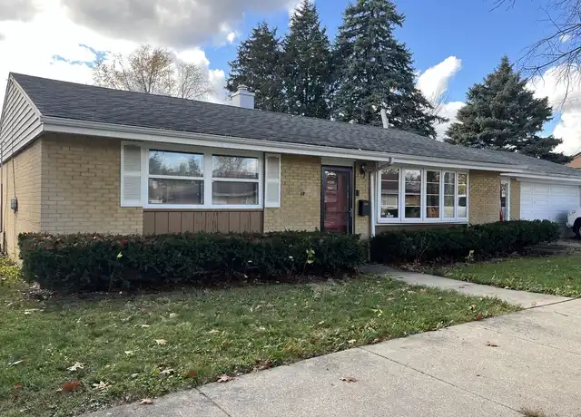 Property at 3210 Grand Blvd, Brookfield, IL, 60513, 2 beds, 1 bath, [object Object]